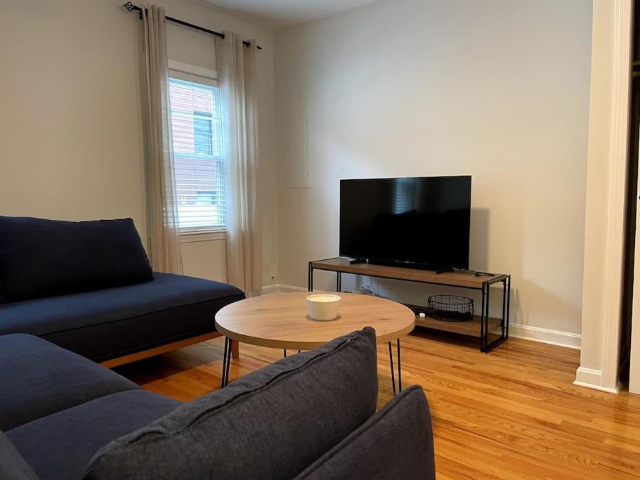 Lovely Two Bedroom Condo In South Boston Eksteriør bilde